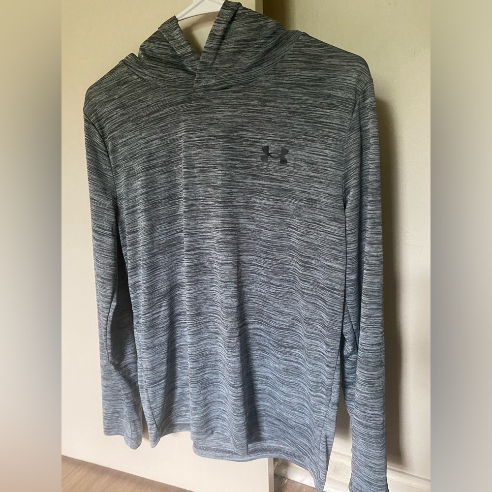 Under Armour Grey Long Sleeve Thin Hooded Athletic Shirt